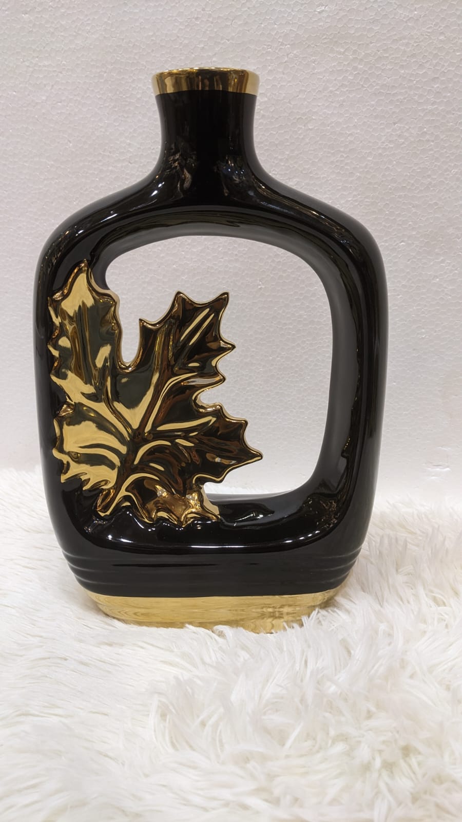 "Maple Leaf Ceramic Vase – Black & White with Gold Touch"